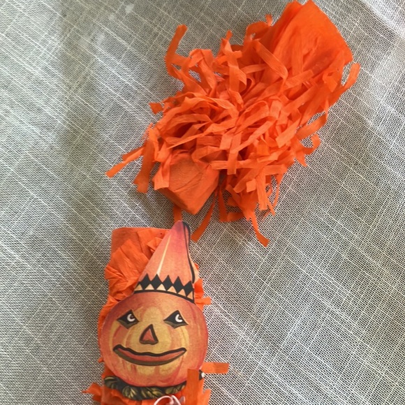 Vintage Halloween Candy Containers - Picture 7 of 10